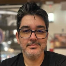 foto do professor bruno rabello